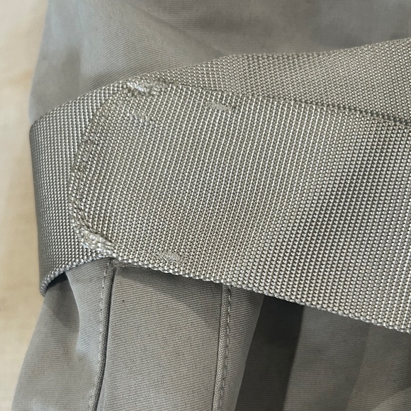 Lululemon Water Resistant Always There Short Trench Coat Size 6 - Picture 13 of 15